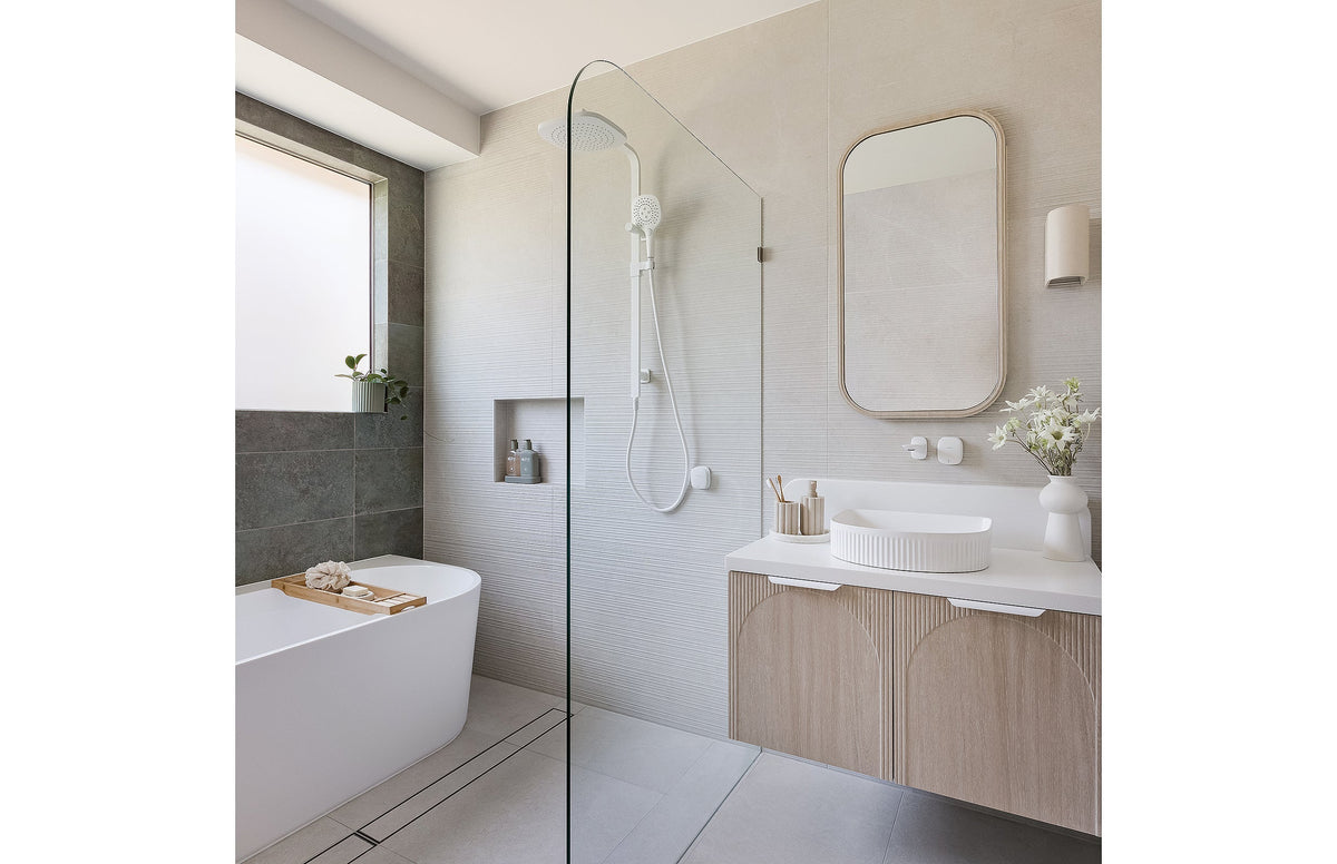 Nuage Shower / Wall Mixer - Lead Free
