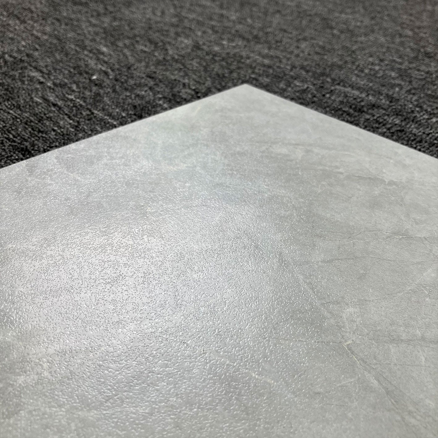 CaesarStone Dark 600x1200 Lappato