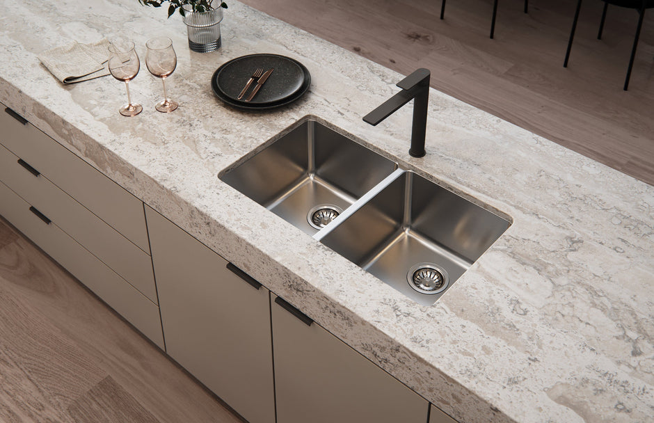 2000 Series Double Bowl Sink - Stainless Steel