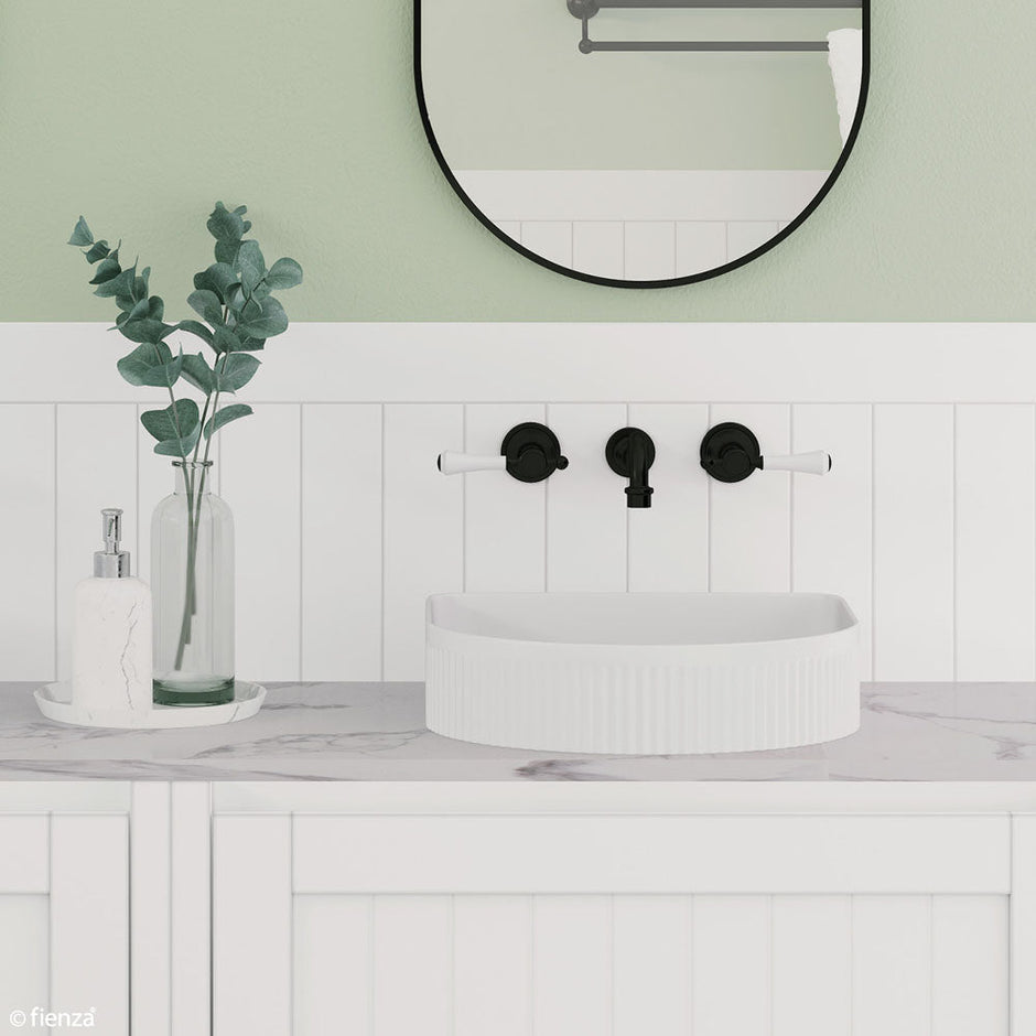 Lillian Lever Basin/Bath Wall Set