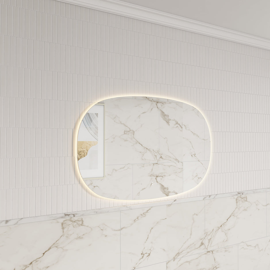 Valmont Horizontal 1100mm LED Mirror