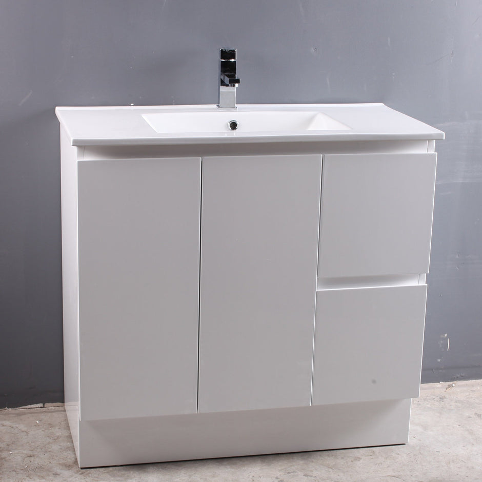 Zenmo Roxio Floor Standing Vanity 900mm lifestyle