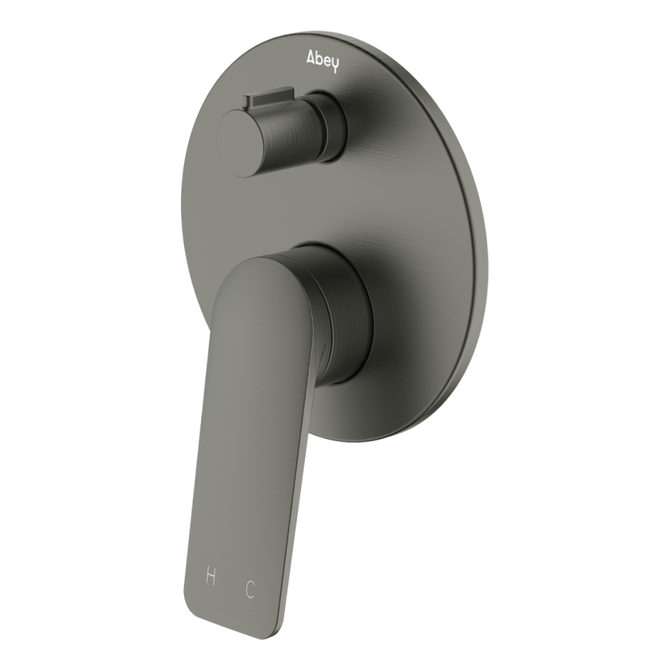 Vela Diverter Mixer in Gun Metal