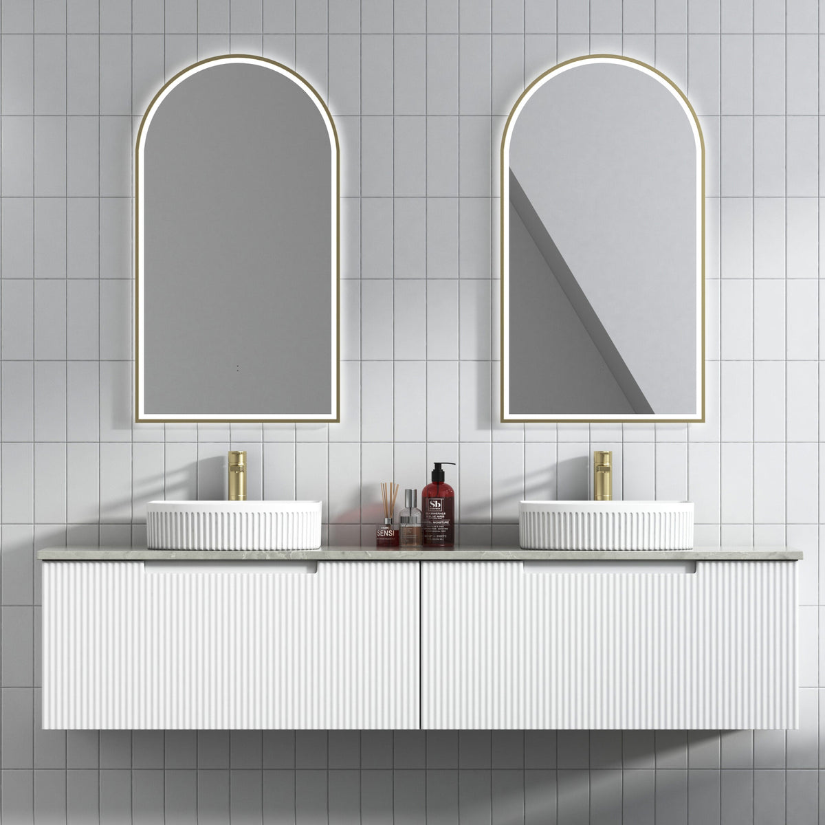 Perla Mark II Wall Hung 1800mm