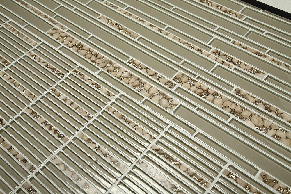 Jewelstone Botticino Gold + es45 Glass and Stone Mosaic in a room setting