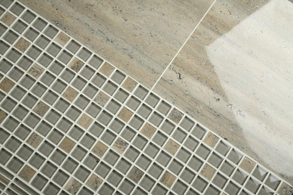 Jewelstone Travertine Gold + es59 Glass and Stone Mosaic in a room setting