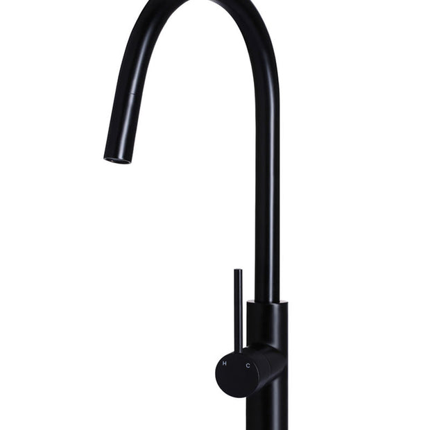 Round Piccola Pull Out Kitchen Mixer Tap