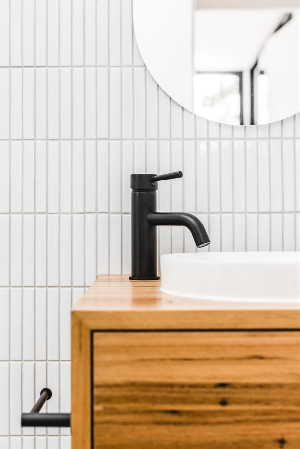 Round Toilet Roll Holder - Matte Black