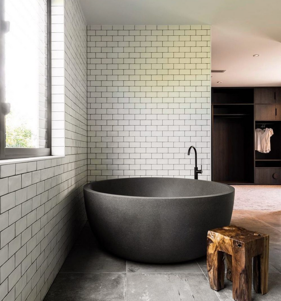 Romeo 1350mm Freestanding Bath