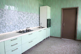 iSpring Green Opal + em101 Glass and Stone Mosaic in a room setting