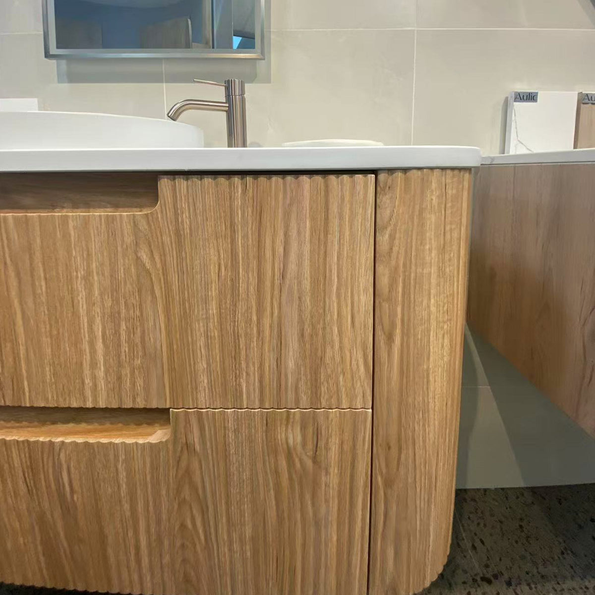 Varcelli Tier Wall Hung 900mm