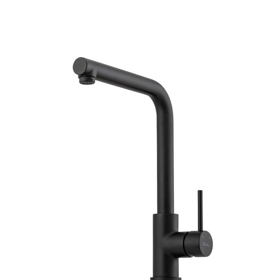 Venice Right Angle Mixer in Matte Black
