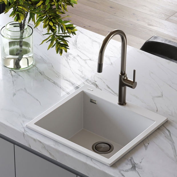 Vilo Goose Neck Pull Out Mixer in a styled room
