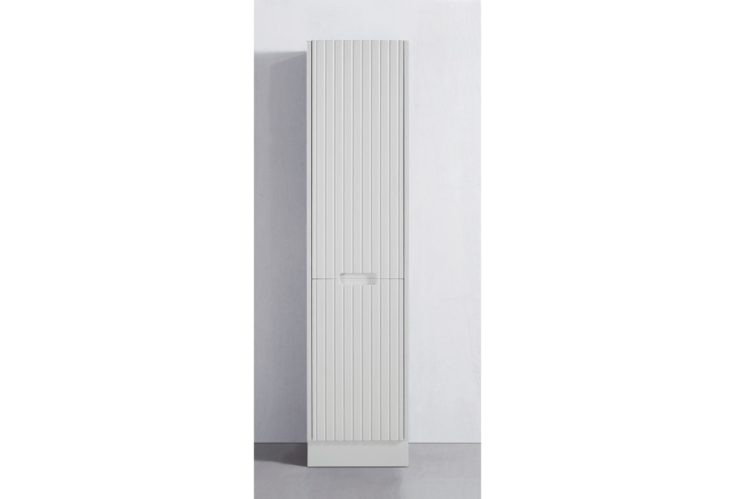 Lisa Matt White Tallboy