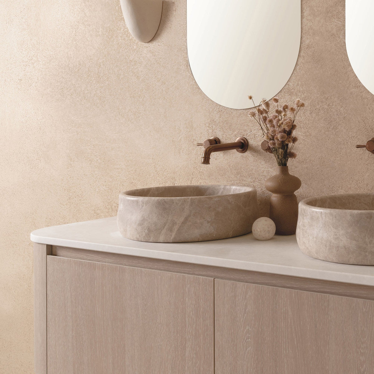 Arlo Royal Beige
