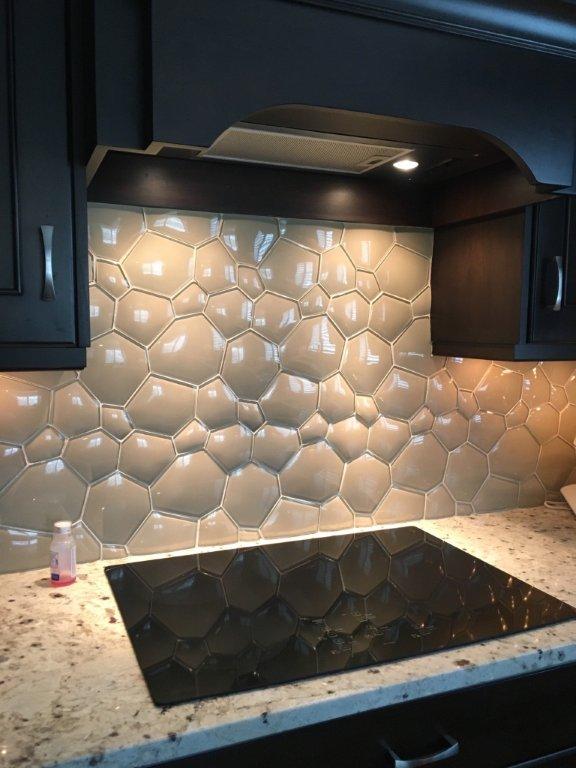 Watercube Oxygen 3D Crystal Glass Mosaic 295x300mm in a room setting