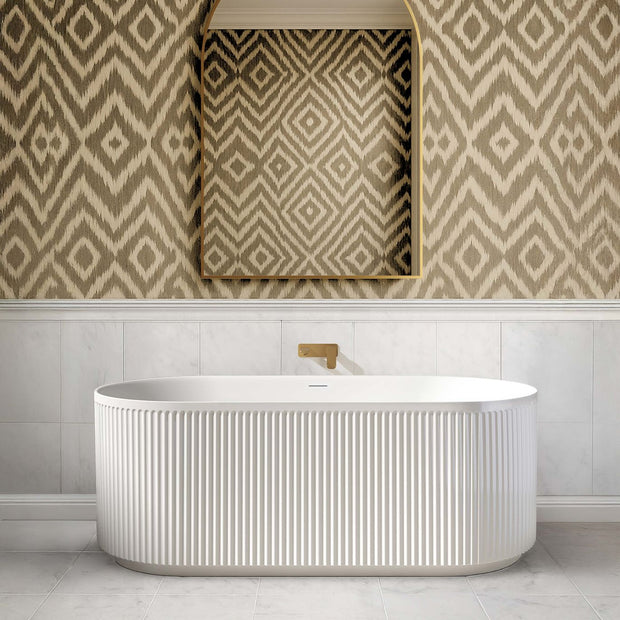 Attica Havana 1500 Gloss White Fluted Bath with Overflow