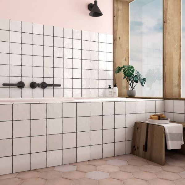 La Riviera Blanc Gloss Ceramic Subway Tiles tile