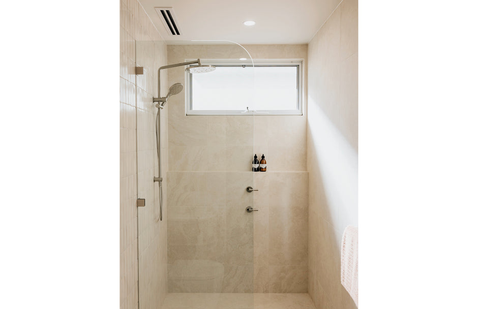 Phoenix Ormond Twin Shower shower set