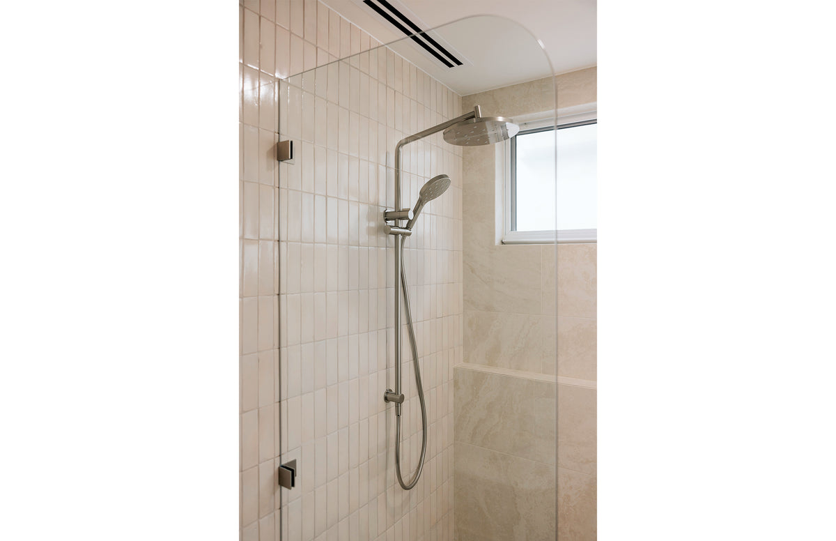 Phoenix Ormond Twin Shower shower set