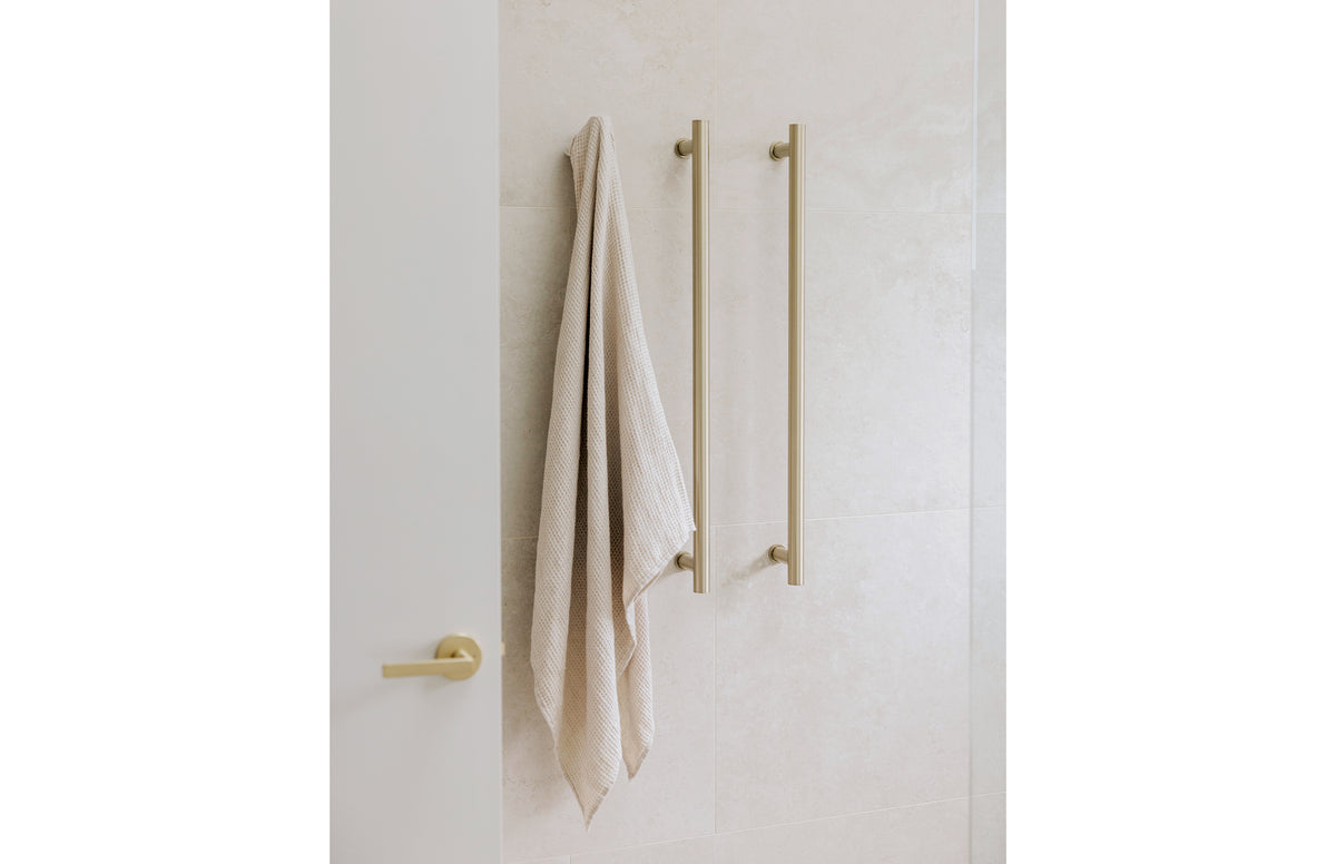 Heated Triple Towel Rail Round 800mm