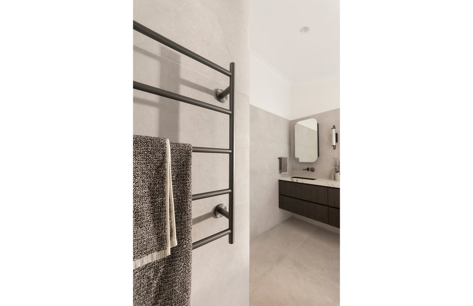 Radii Heated Towel Ladder 750mm x 740mm