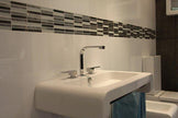 Metalplus SMG01 Moon Stone Blend Mosaic 15x100mm in a room setting