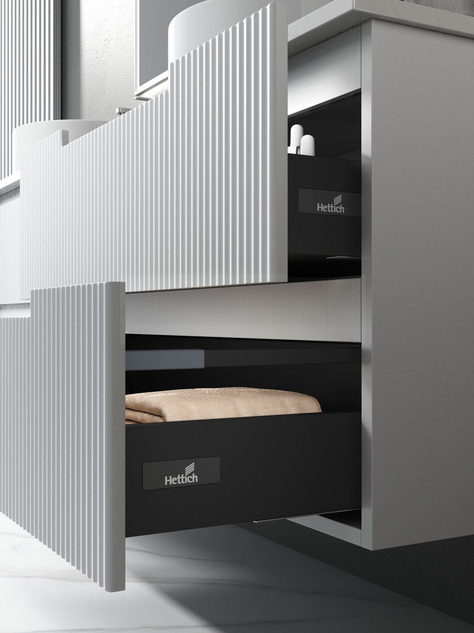 Verona Mark II Wall Hung 900mm